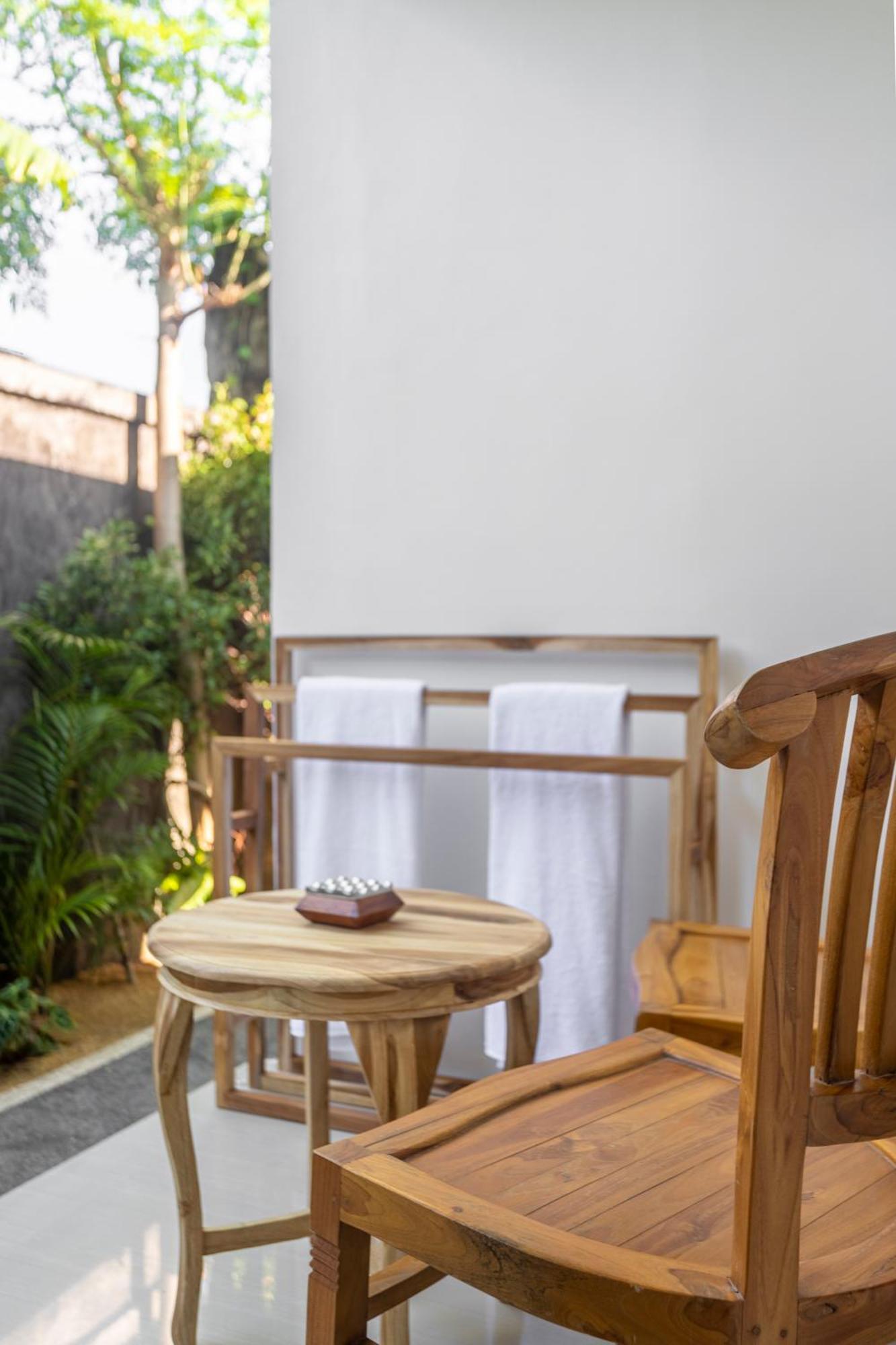 Designer Studio Emy Sanur Exterior photo